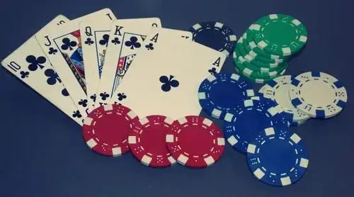 gold9990 Live Casino ဒီလာများနှင့် ကစားနေသောမြင်ကွင်း